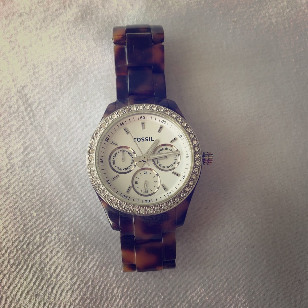 Fossil watch. Just needs a battery. Still like new.-OBO